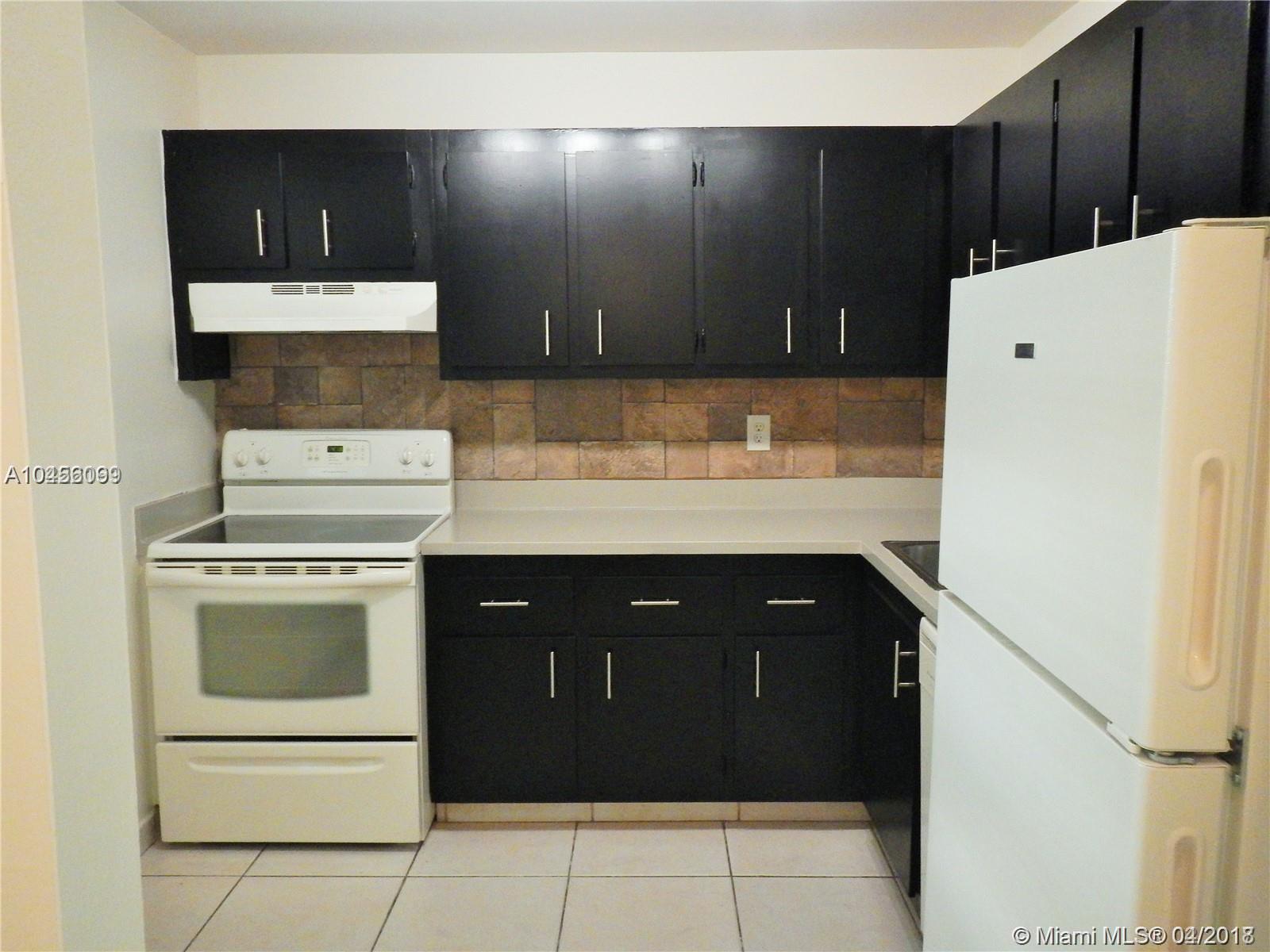 VILLAGE OF KINGS CREEK CO - Residential Lease