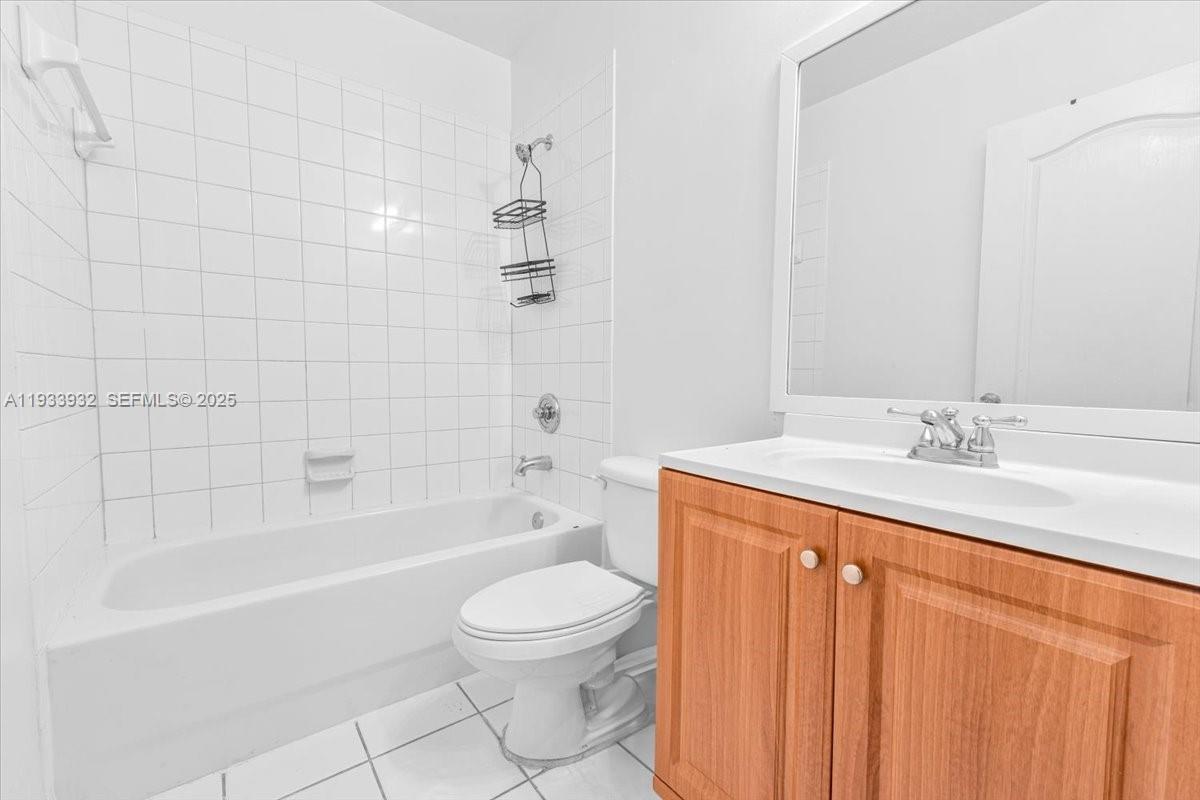 MAJORCA ISLES IV CONDO - Residential