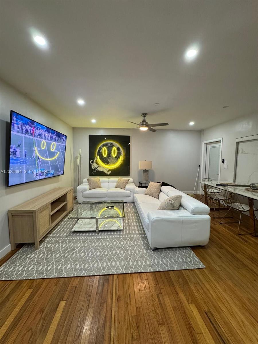 101 Collins Ave 3