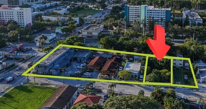 1744 NW 15th St