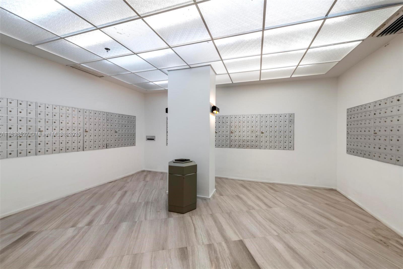 ARLEN HOUSE EAST CONDO - Residential Lease