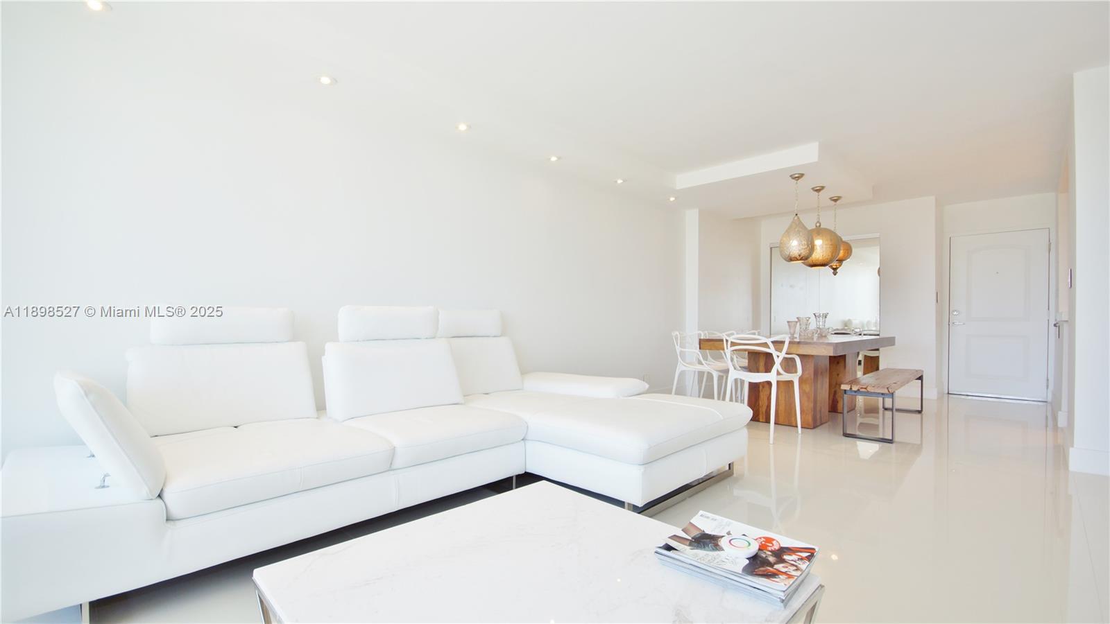 100 Bayview Dr 308