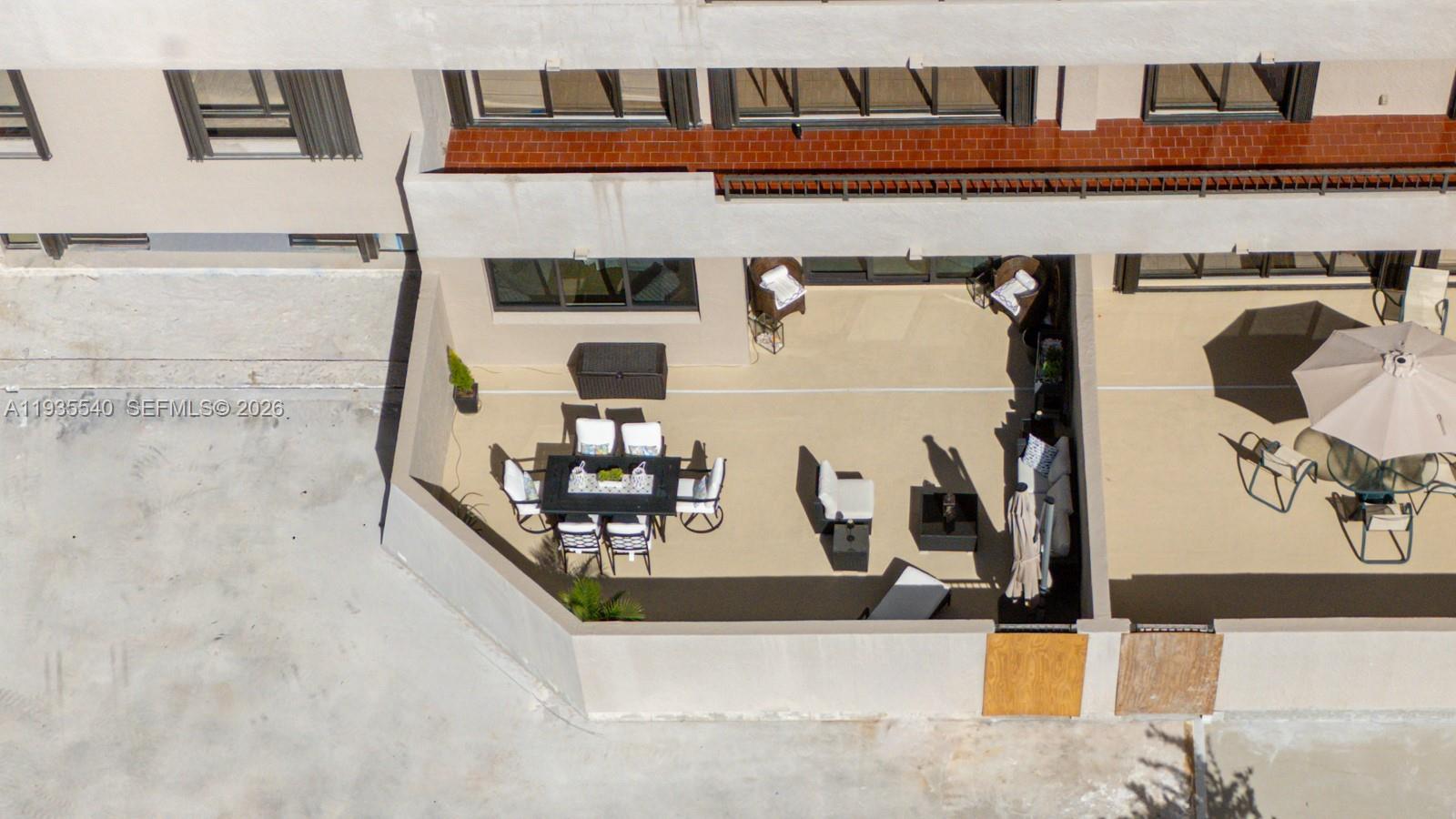 THE EMERALDBAY @ KEY COLO - Residential