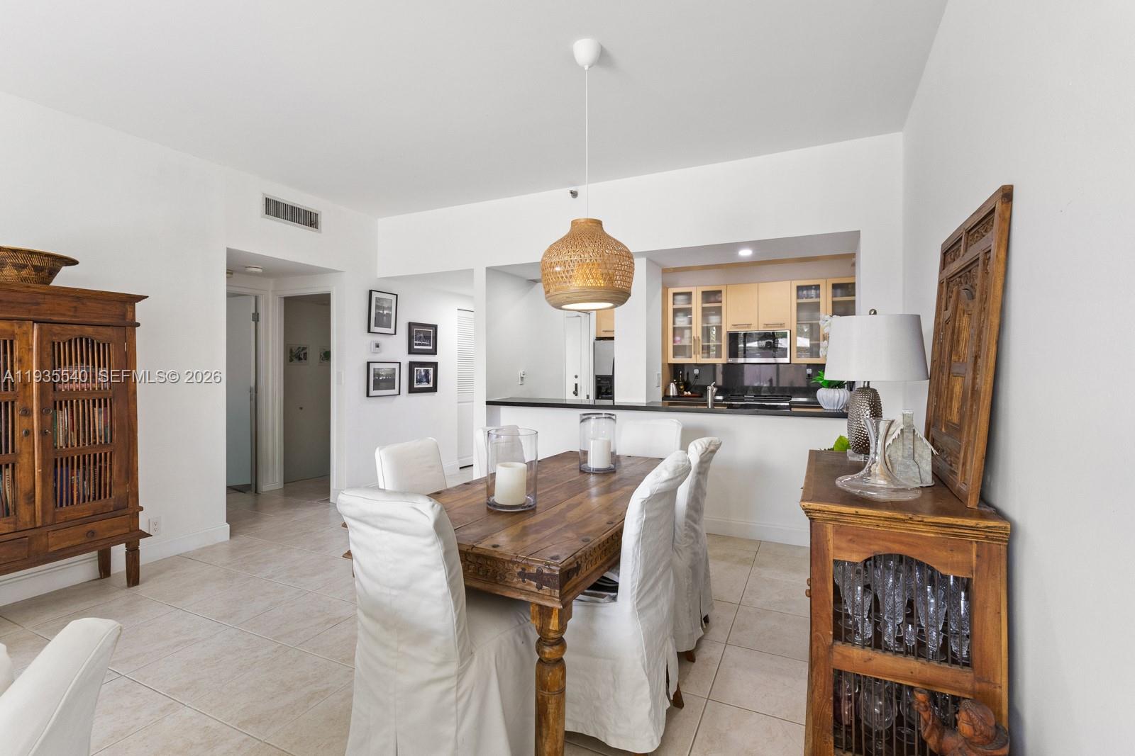 THE EMERALDBAY @ KEY COLO - Residential