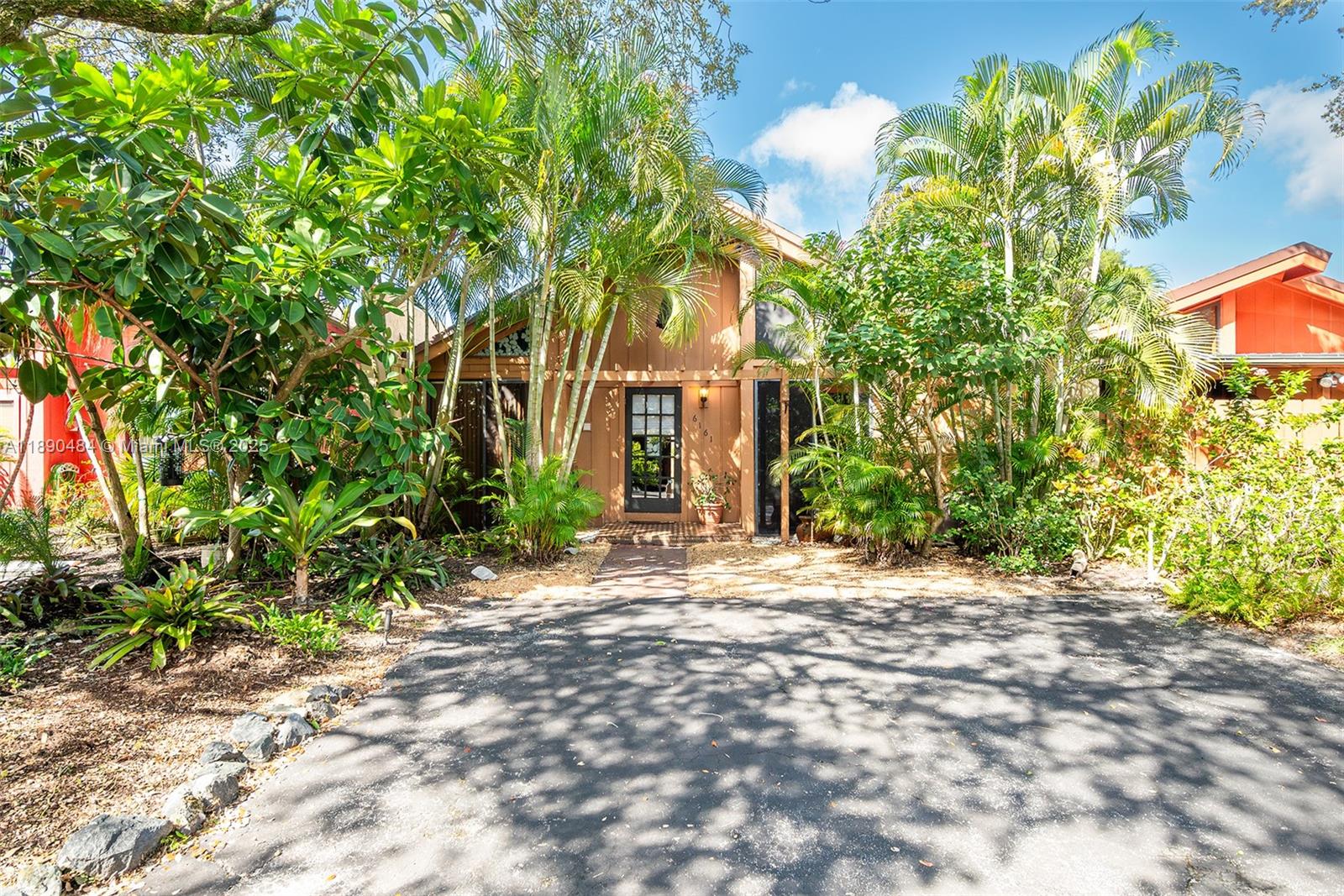 PALM-AIRE VILLAGE 4TH SEC - Residential