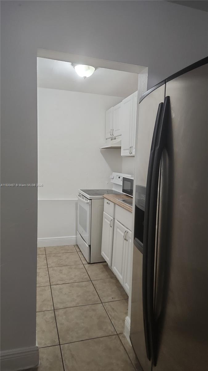 HOLLYWOOD - Residential Lease