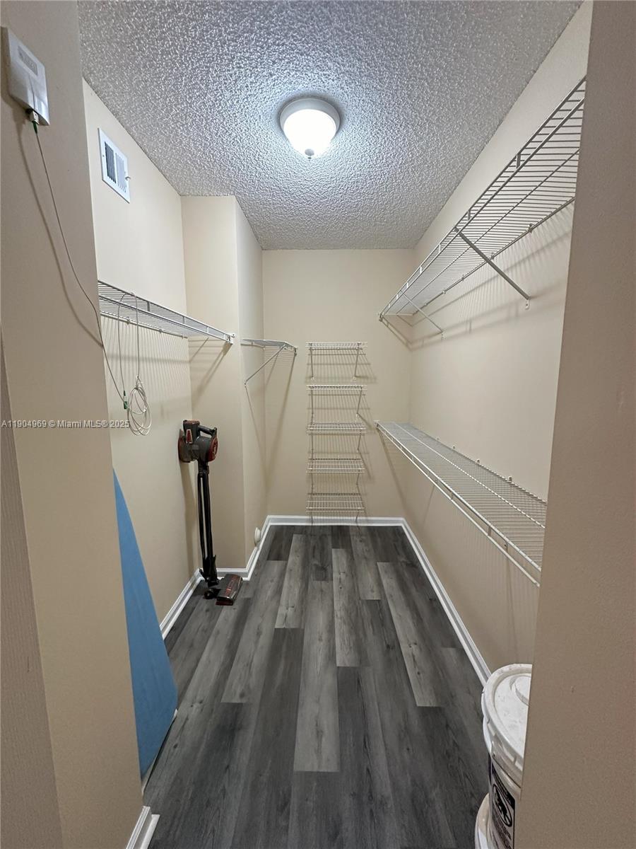 PORTO BELLAGIO CONDO - Residential Lease