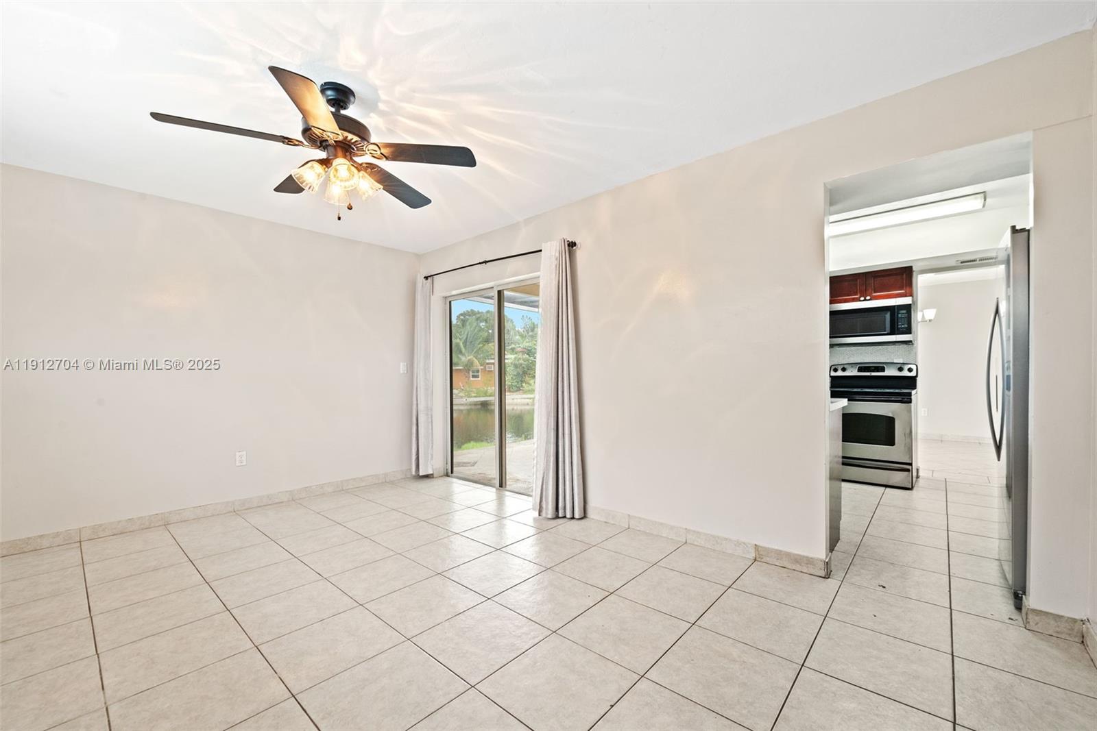 MIRAMAR ISLES SEC 2 - Residential