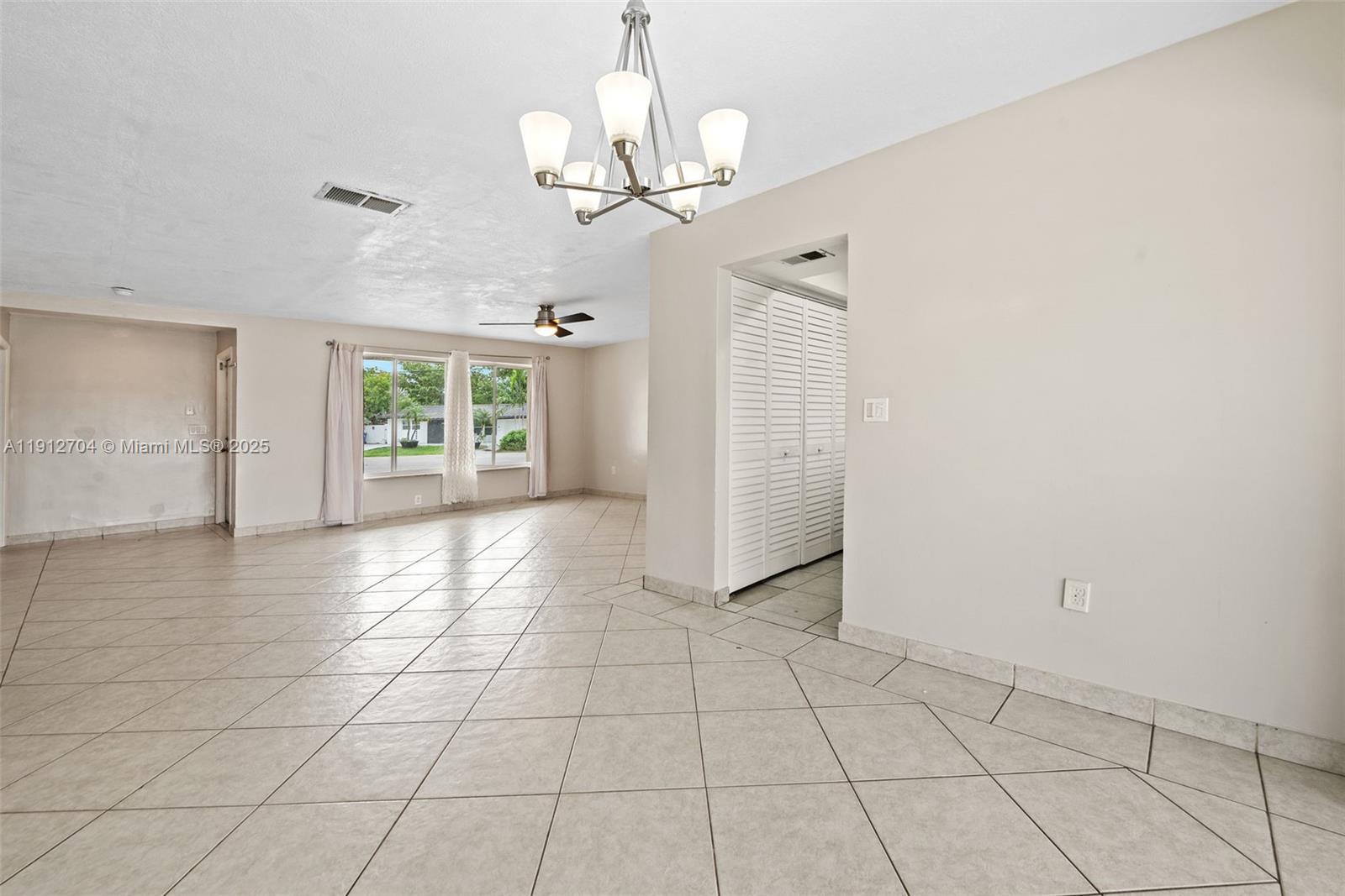 MIRAMAR ISLES SEC 2 - Residential