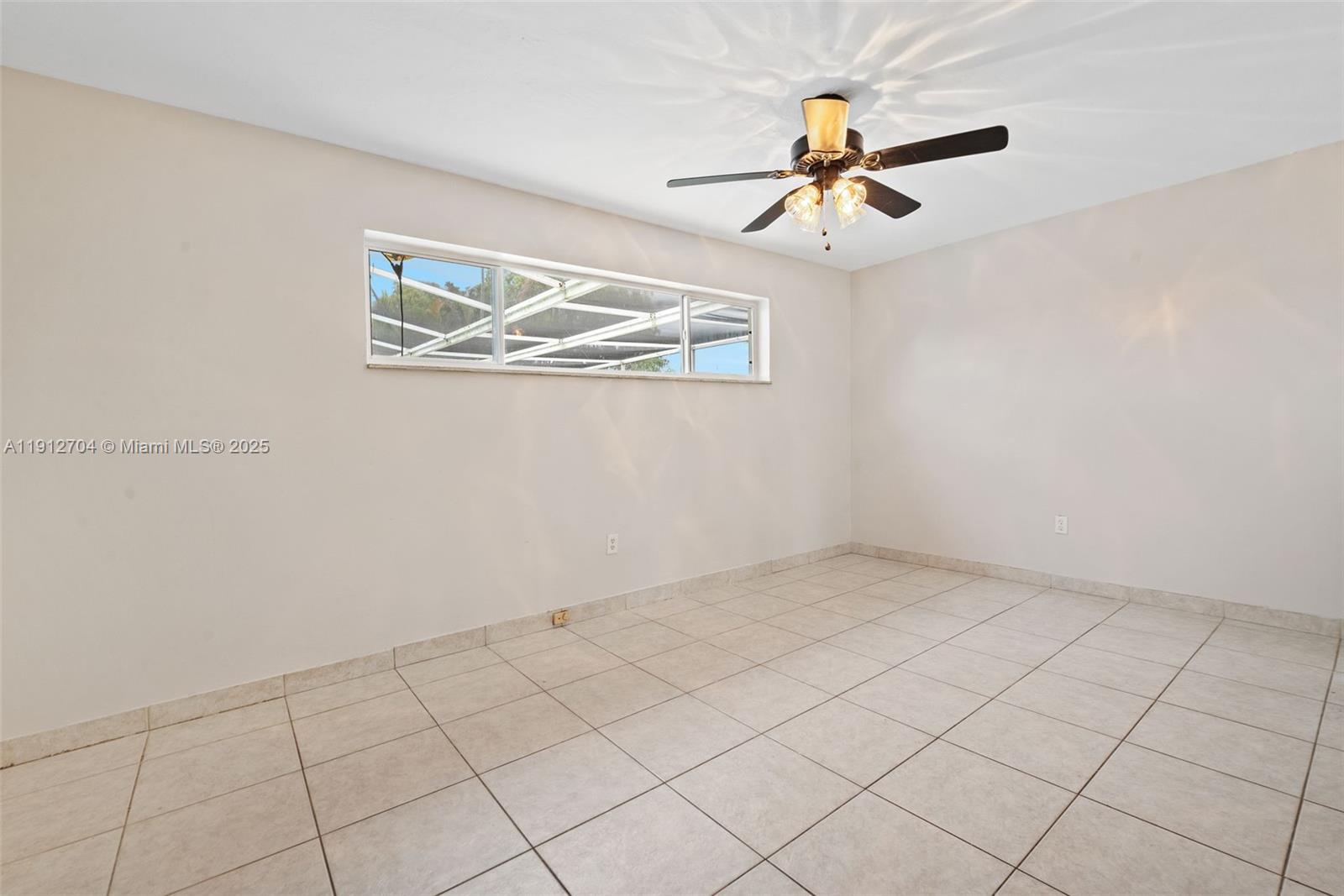 MIRAMAR ISLES SEC 2 - Residential