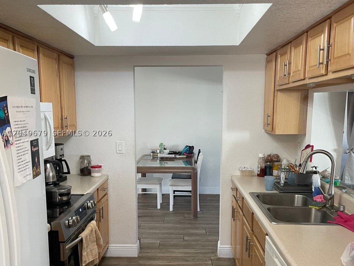 4401 NW 43rd Ave