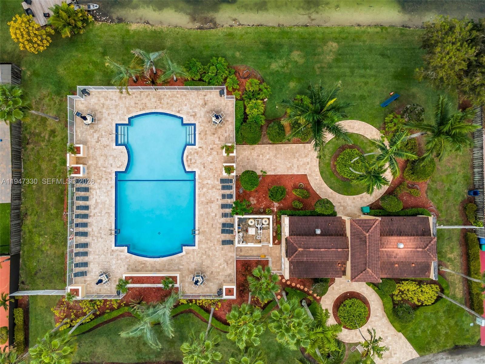 COUNTRY LAKE PARK 1ST ADD - Residential