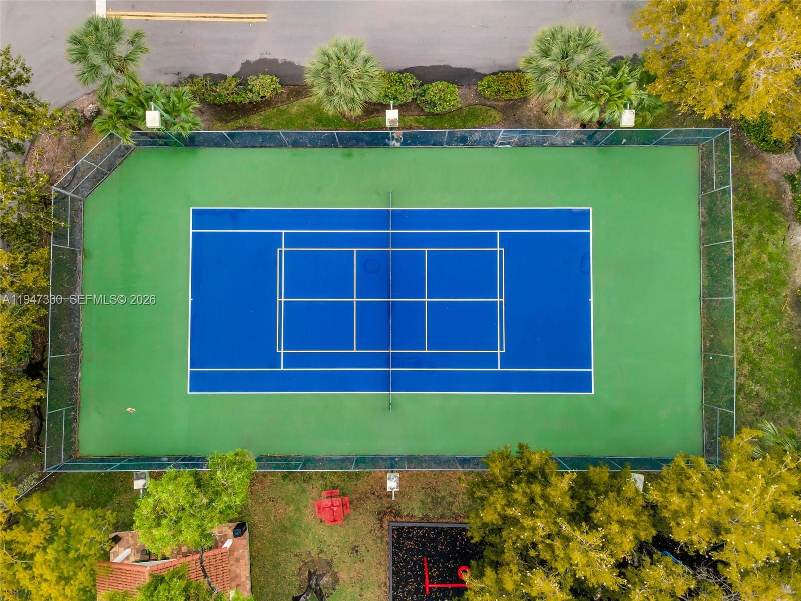 COUNTRY LAKE PARK 1ST ADD - Residential