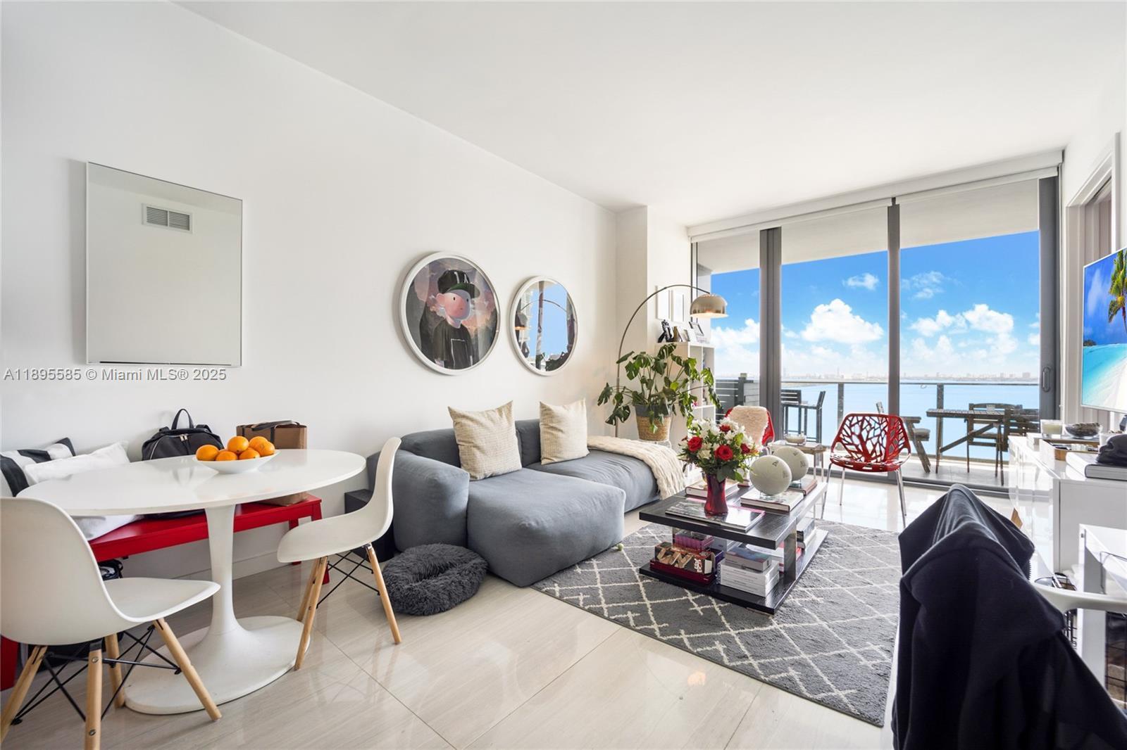 GRAN PARAISO CONDO - Residential