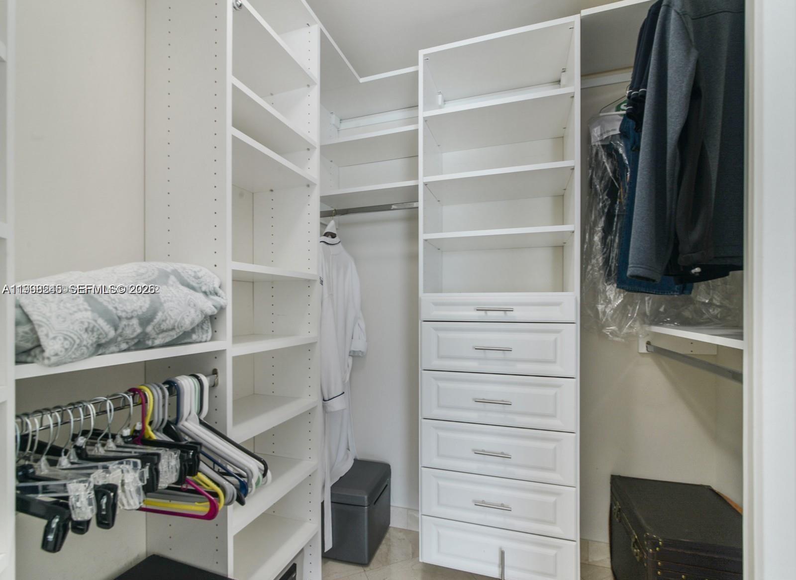 ST TROPEZ ON THE BAY 1 CO - Residential Lease