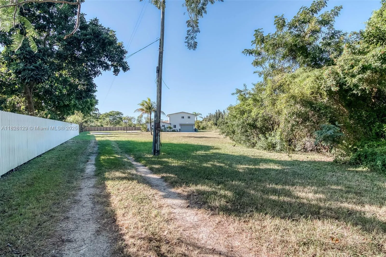 Miami, Florida 33177, United States, 4 Bedrooms Bedrooms, ,4 BathroomsBathrooms,Residential,Active,155589