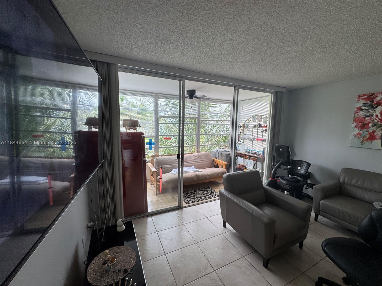 SANDS POINT CONDOMINIUM I - Residential