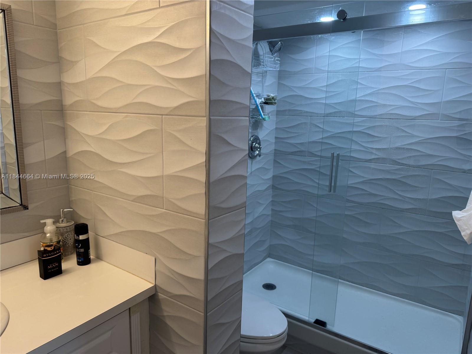 SANDS POINT CONDOMINIUM I - Residential