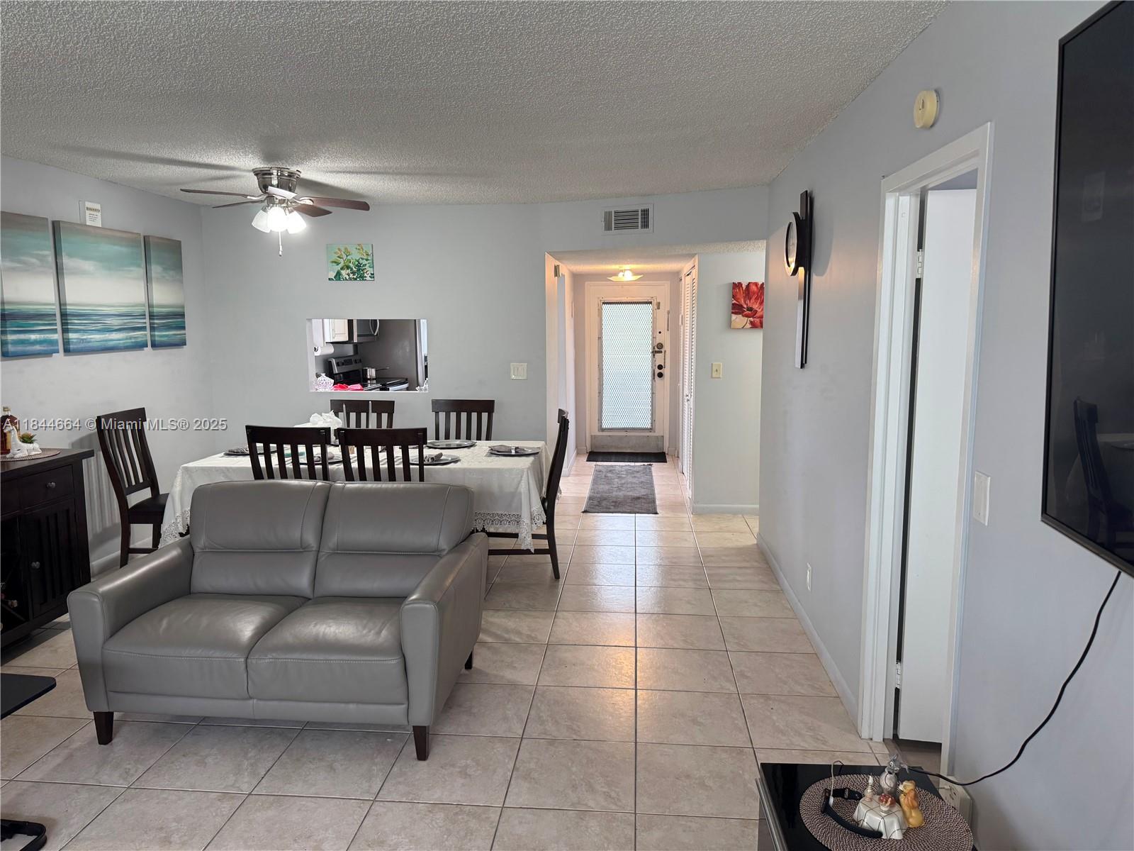 SANDS POINT CONDOMINIUM I - Residential