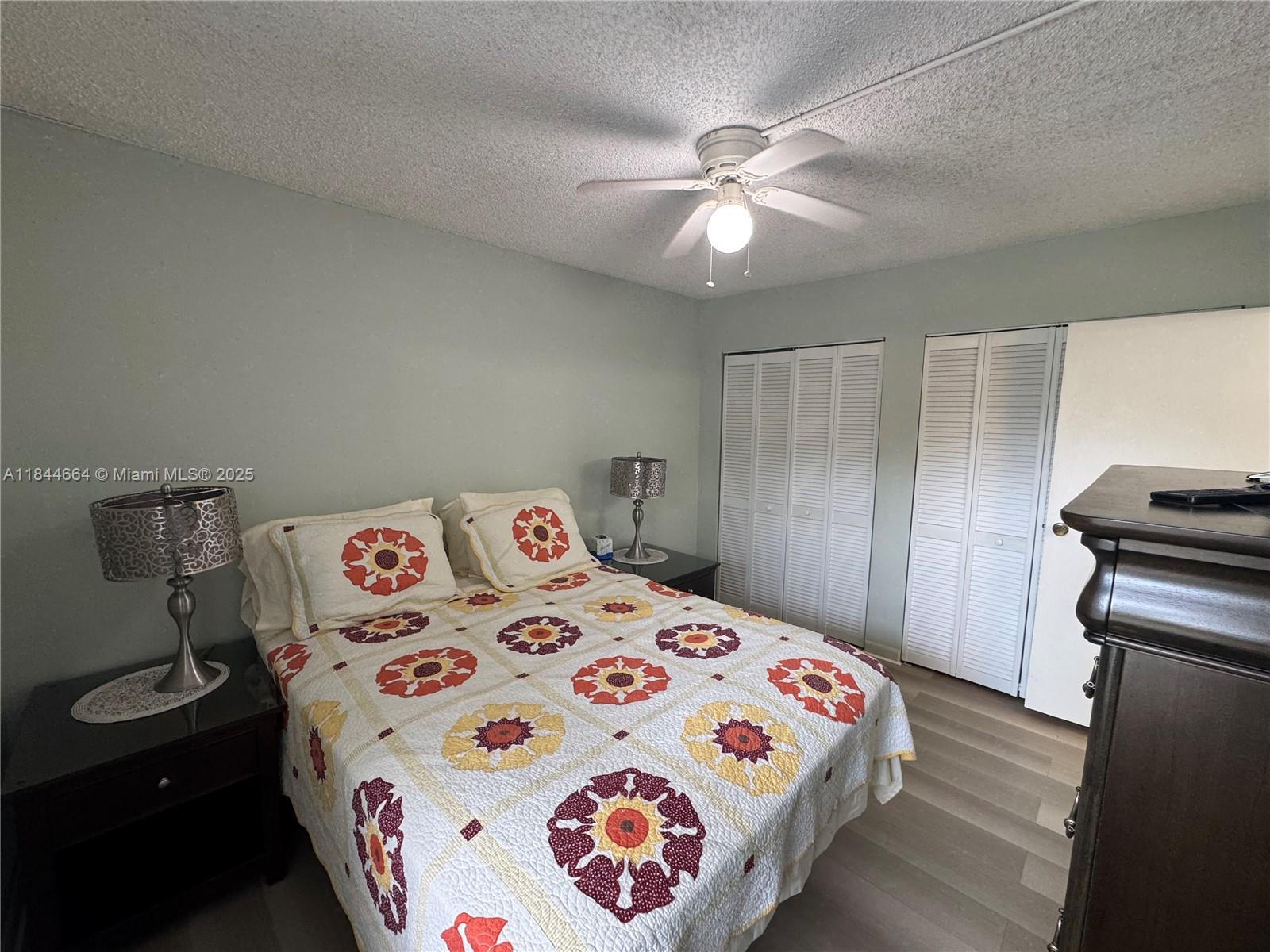 SANDS POINT CONDOMINIUM I - Residential