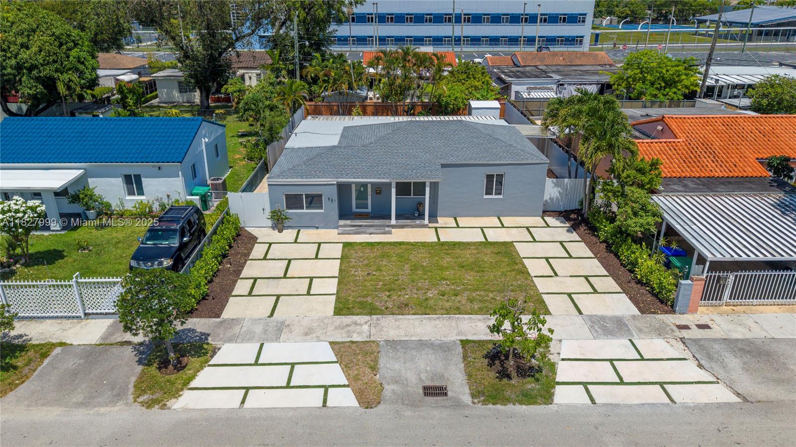 921 NW 30th Ct