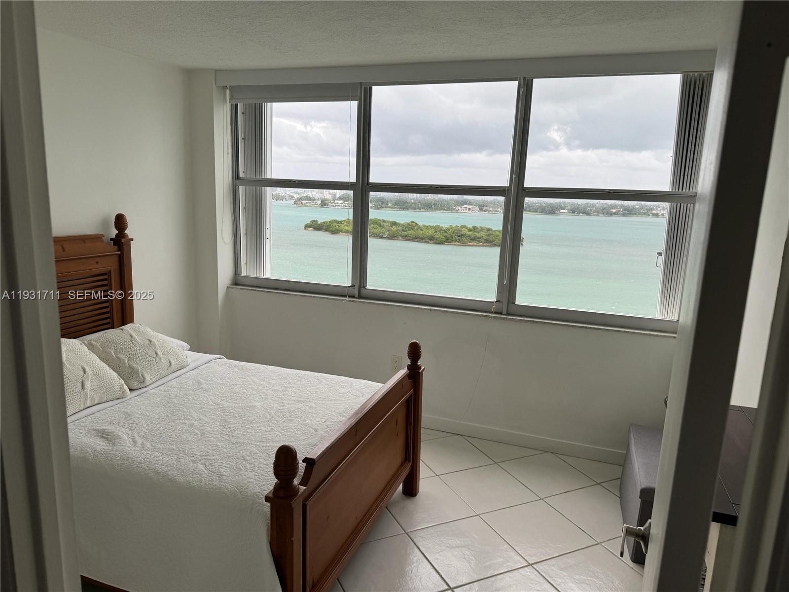 MAJORCA TOWERS CONDO - Residential Lease