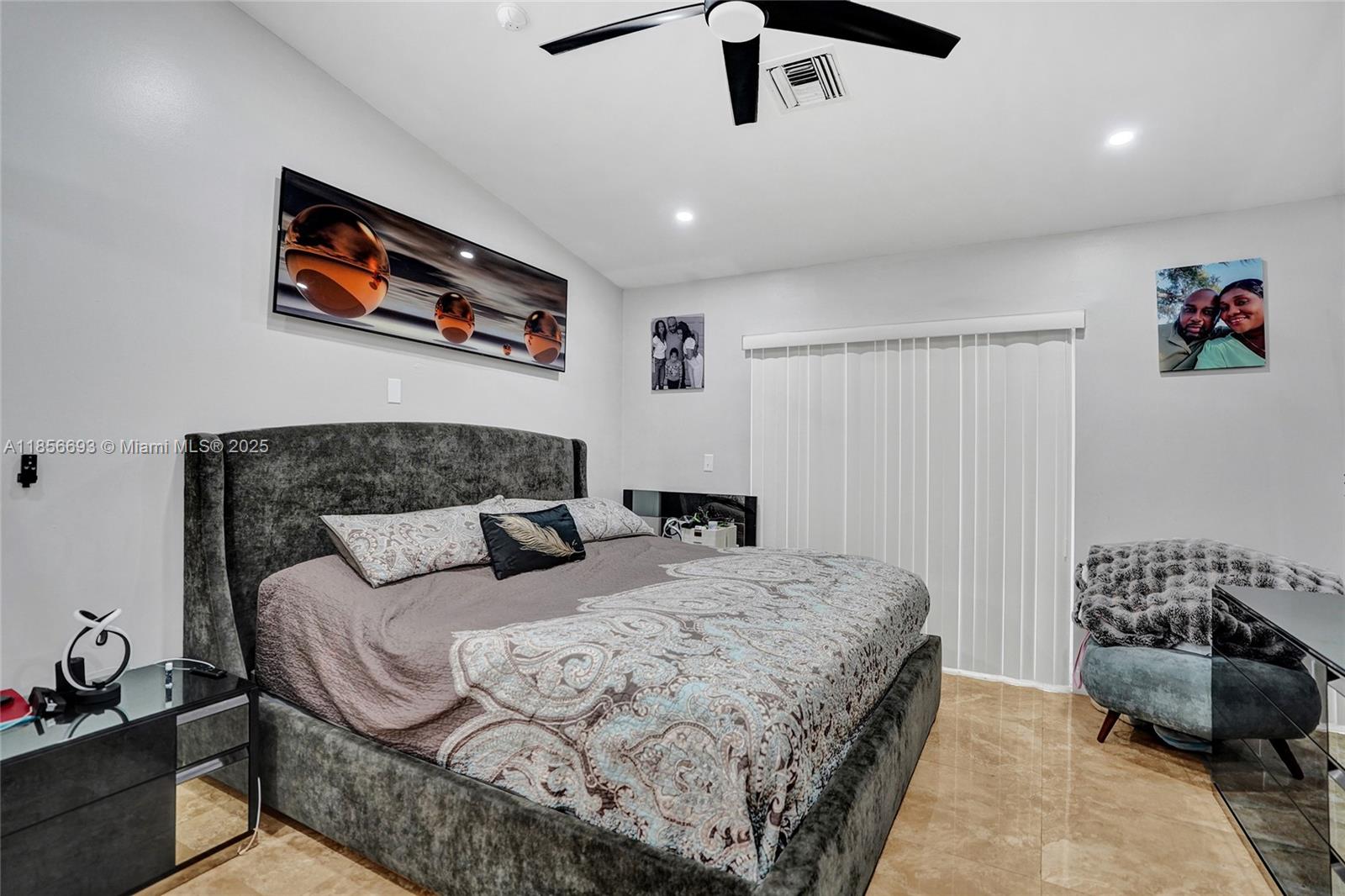 WINSTON PARK SECTION TWO- - Residential