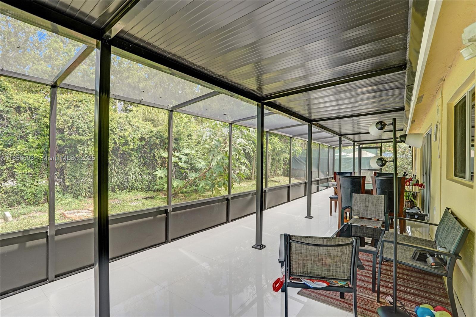 WINSTON PARK SECTION TWO- - Residential