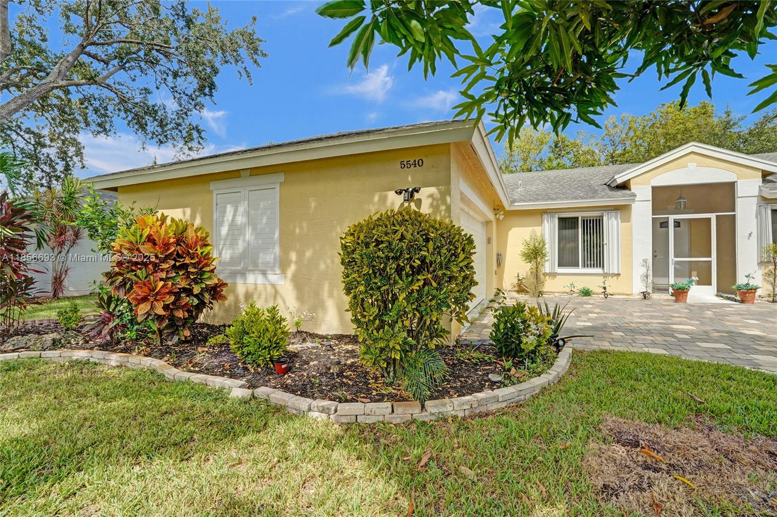 WINSTON PARK SECTION TWO- - Residential