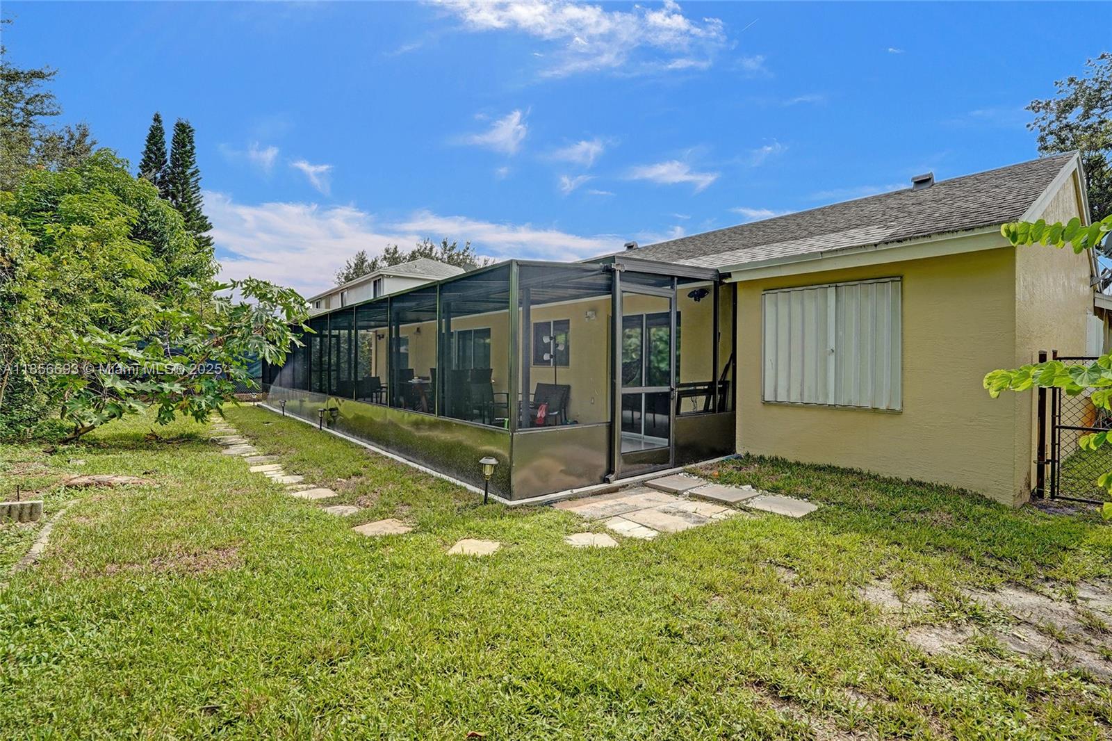 WINSTON PARK SECTION TWO- - Residential