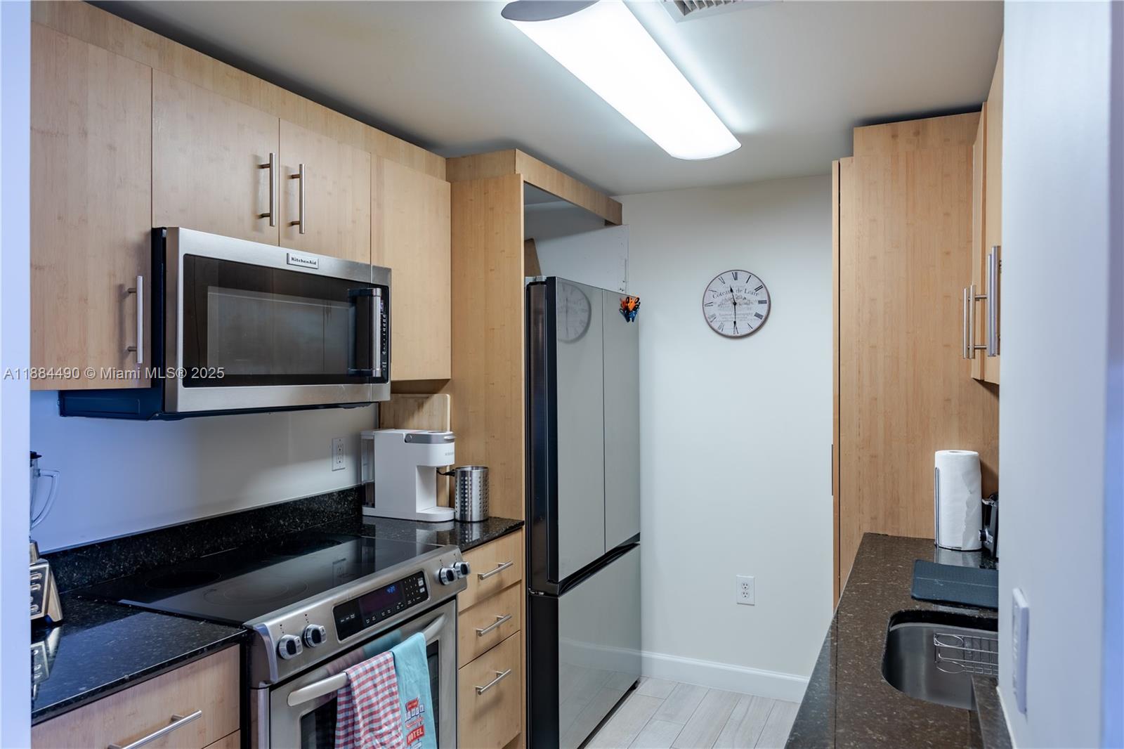 HARBOUR HOUSE - Residential Lease