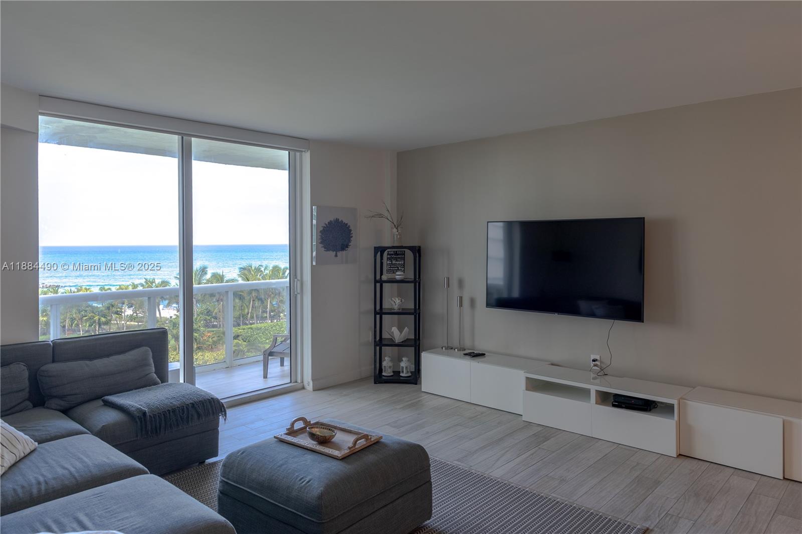 HARBOUR HOUSE - Residential Lease