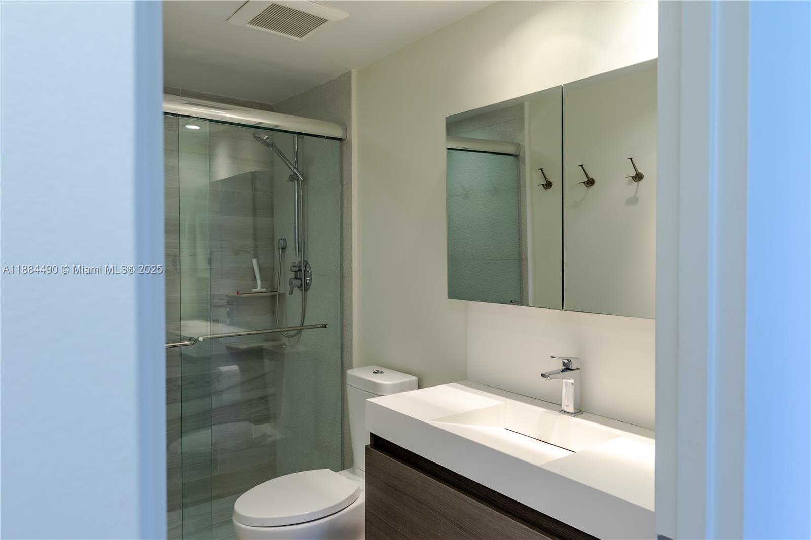 HARBOUR HOUSE - Residential Lease