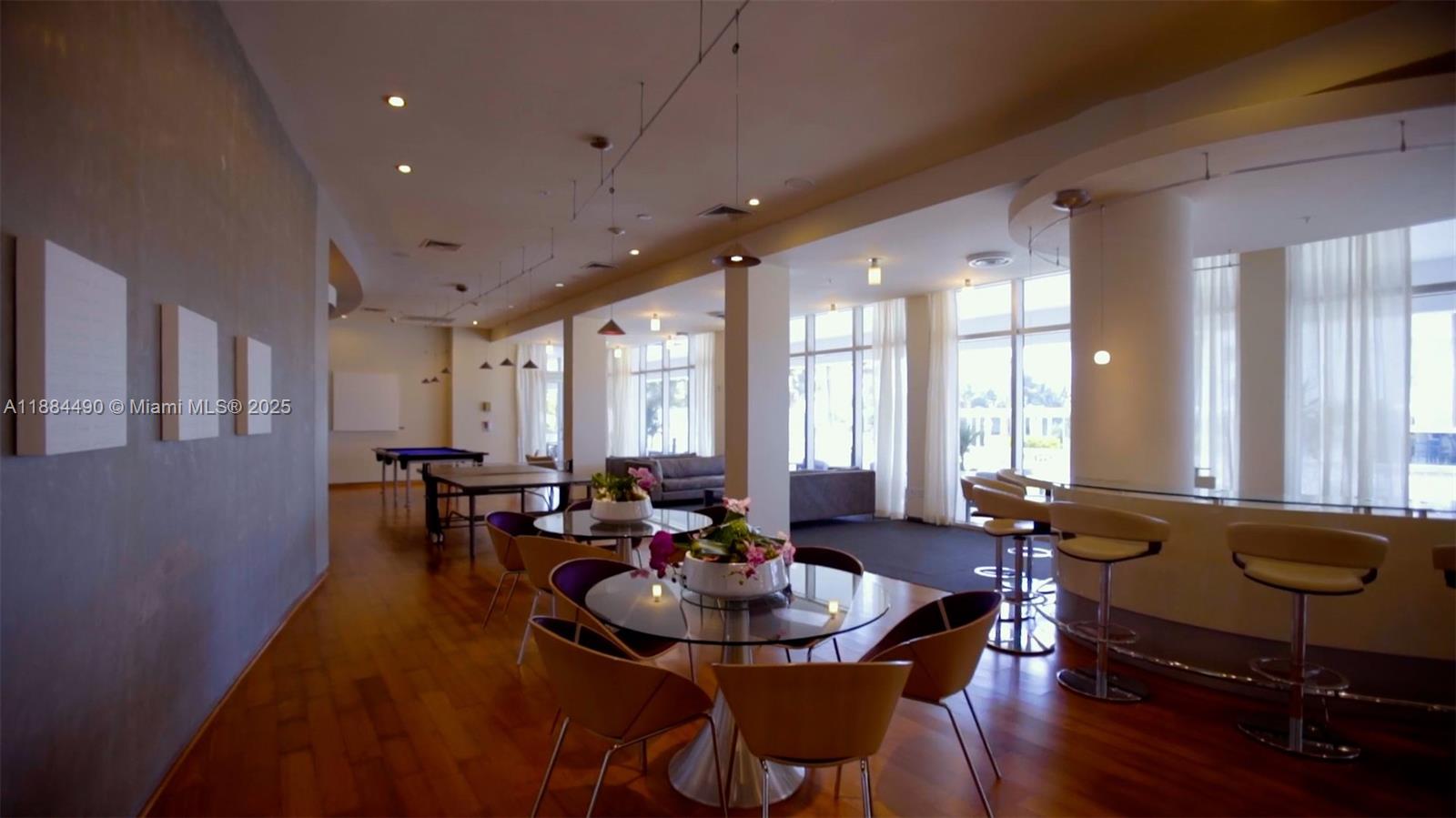 HARBOUR HOUSE - Residential Lease