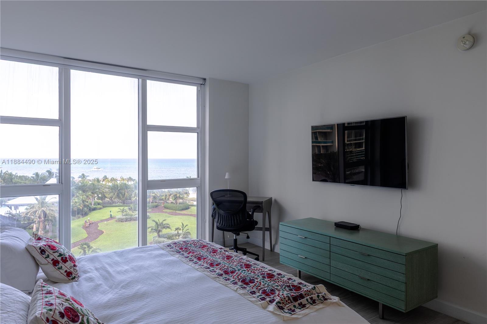 HARBOUR HOUSE - Residential Lease