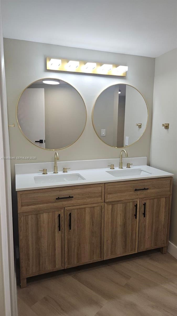 BISCAYA III CONDO - Residential