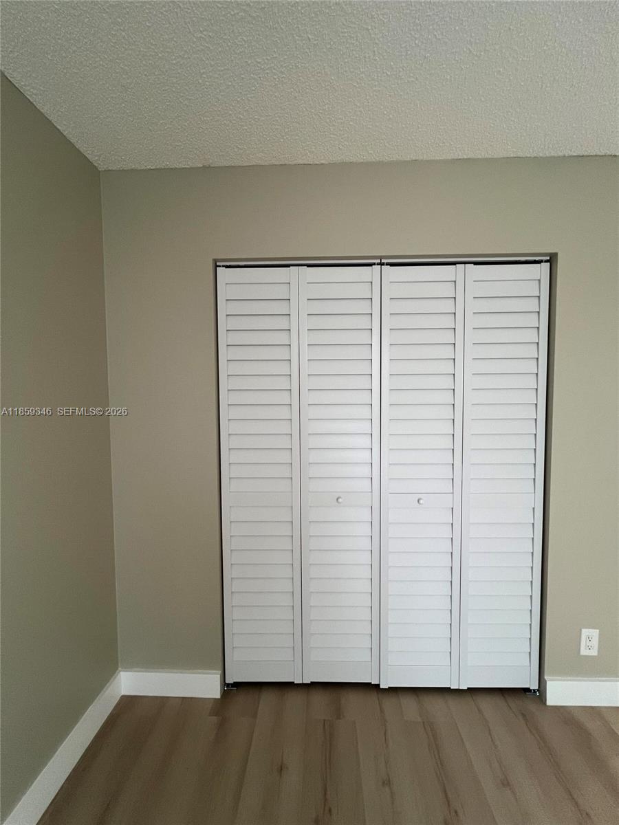 BISCAYA III CONDO - Residential