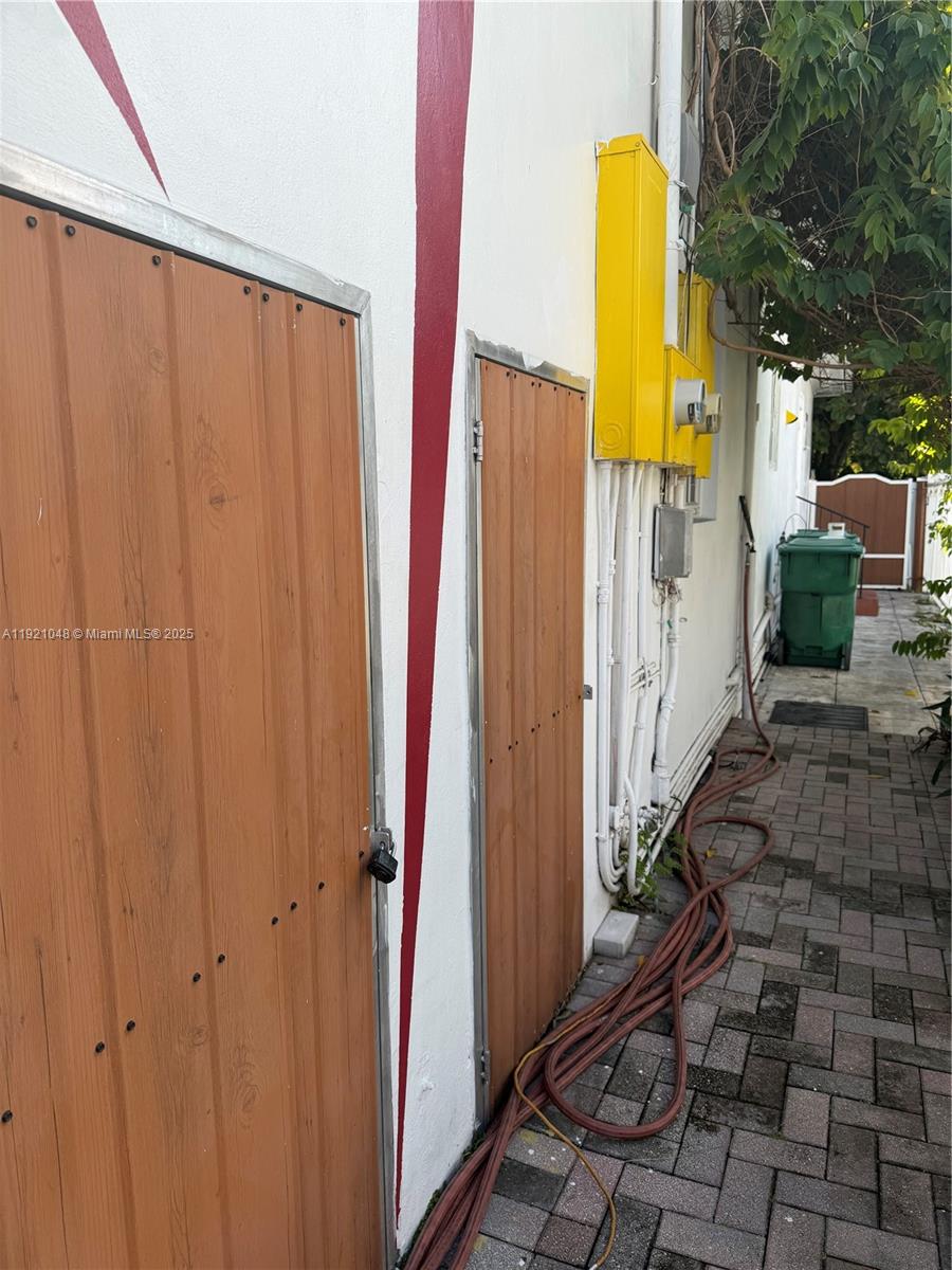 LAWRENCE EST LAND COS SUB - Residential Income