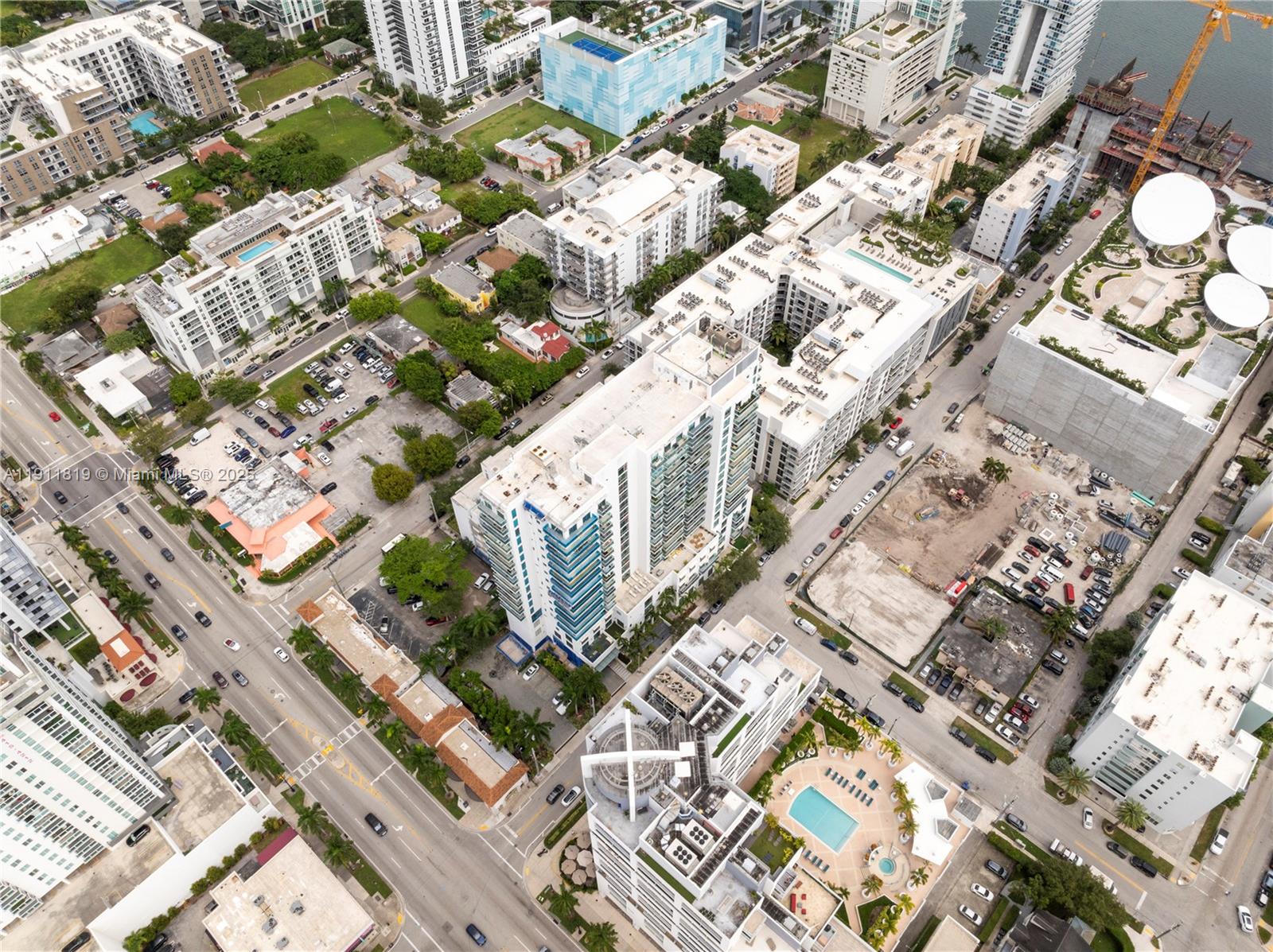 GALLERY ART CONDO - Residential Lease