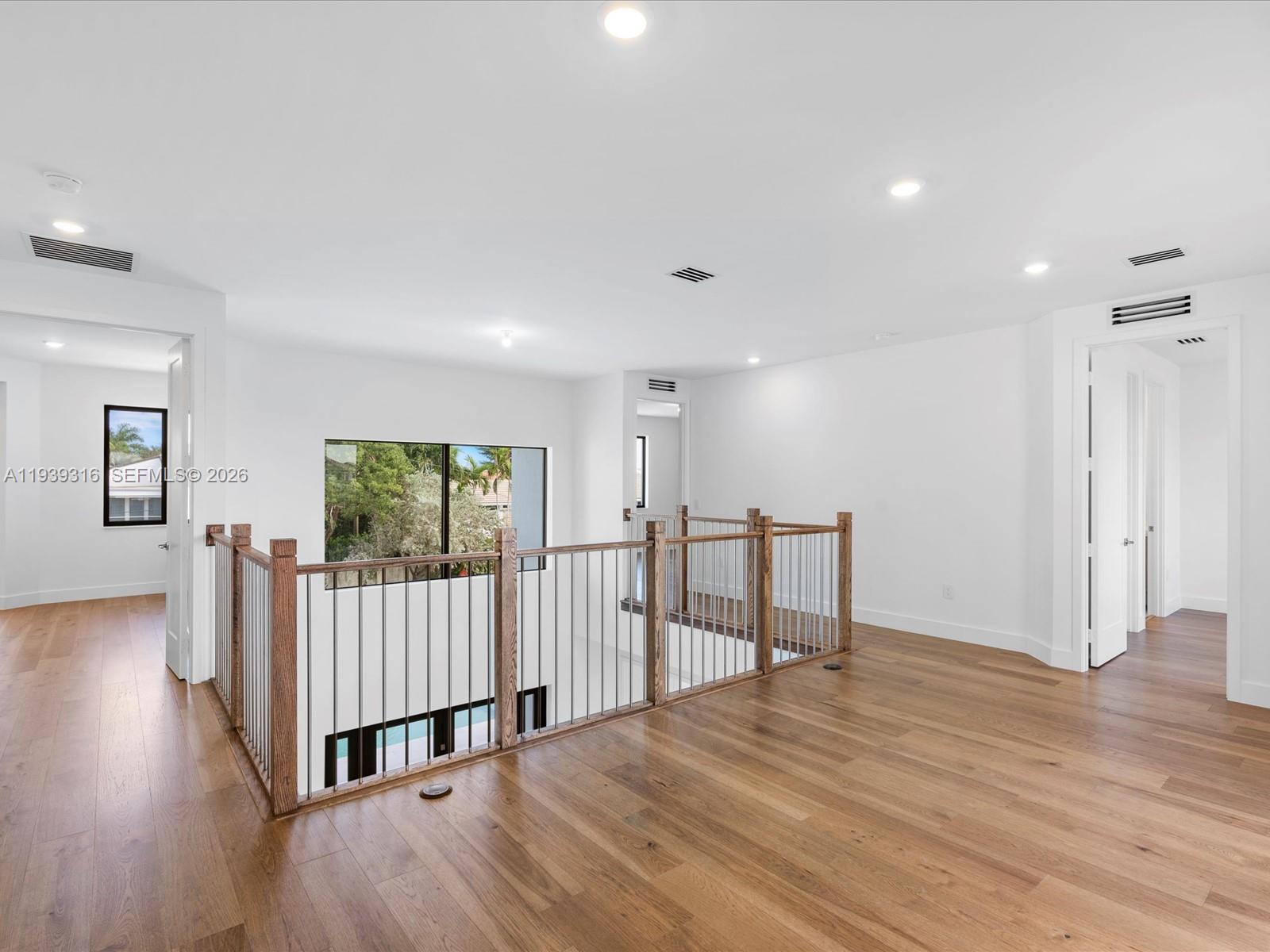 PRESIDENTIAL ESTATES SUB - Residential