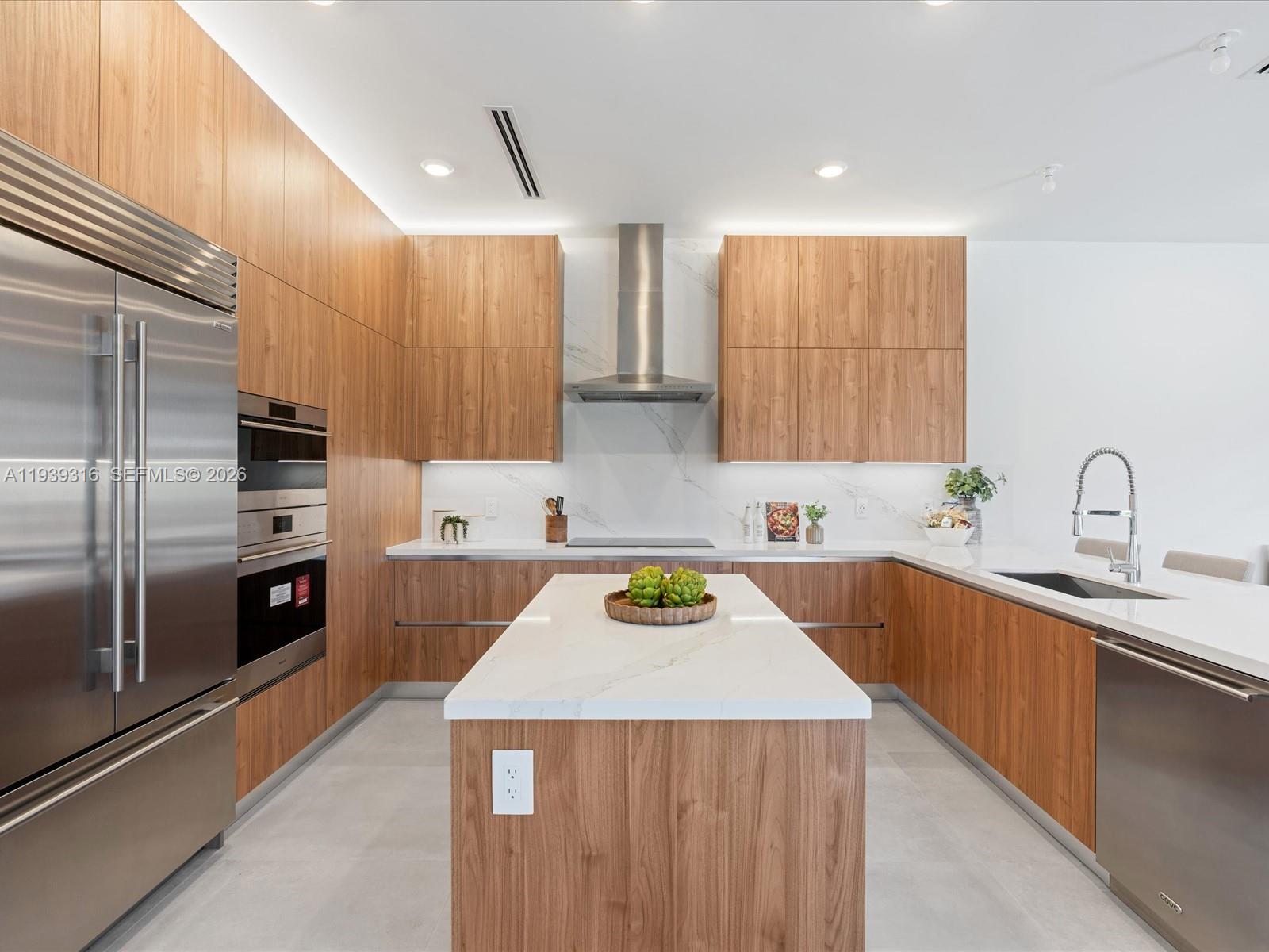 PRESIDENTIAL ESTATES SUB - Residential