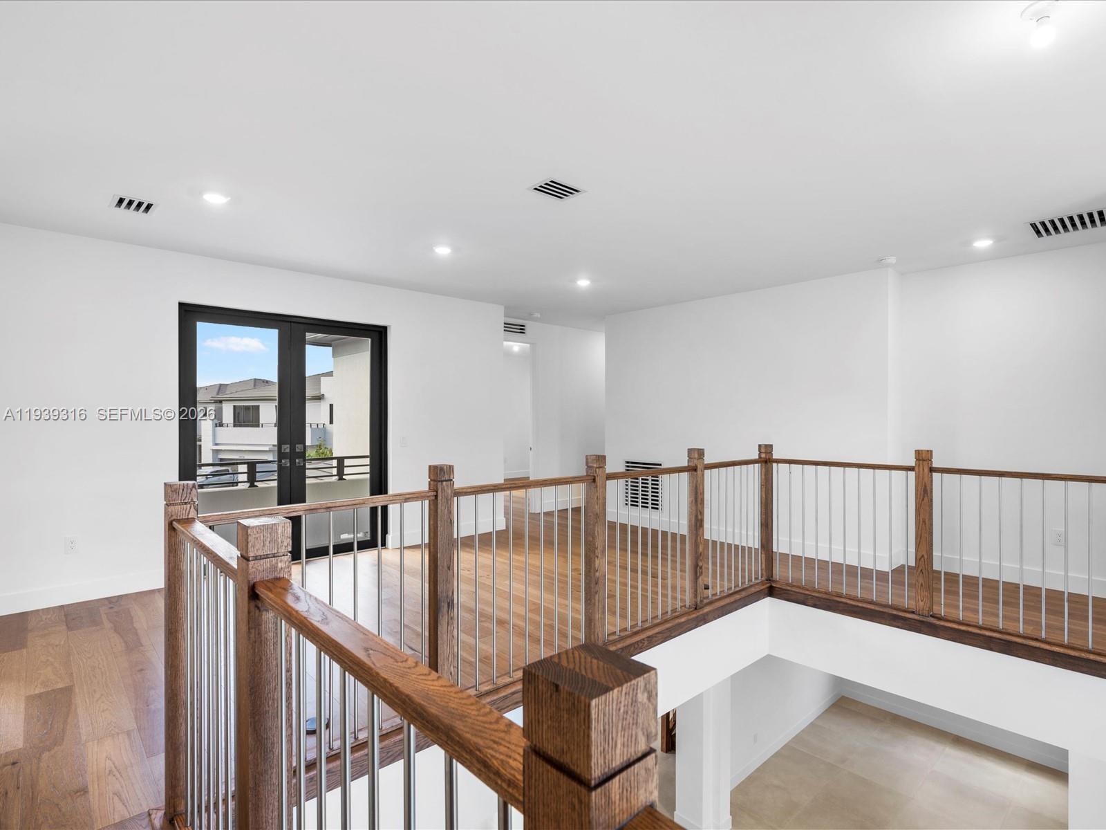 PRESIDENTIAL ESTATES SUB - Residential