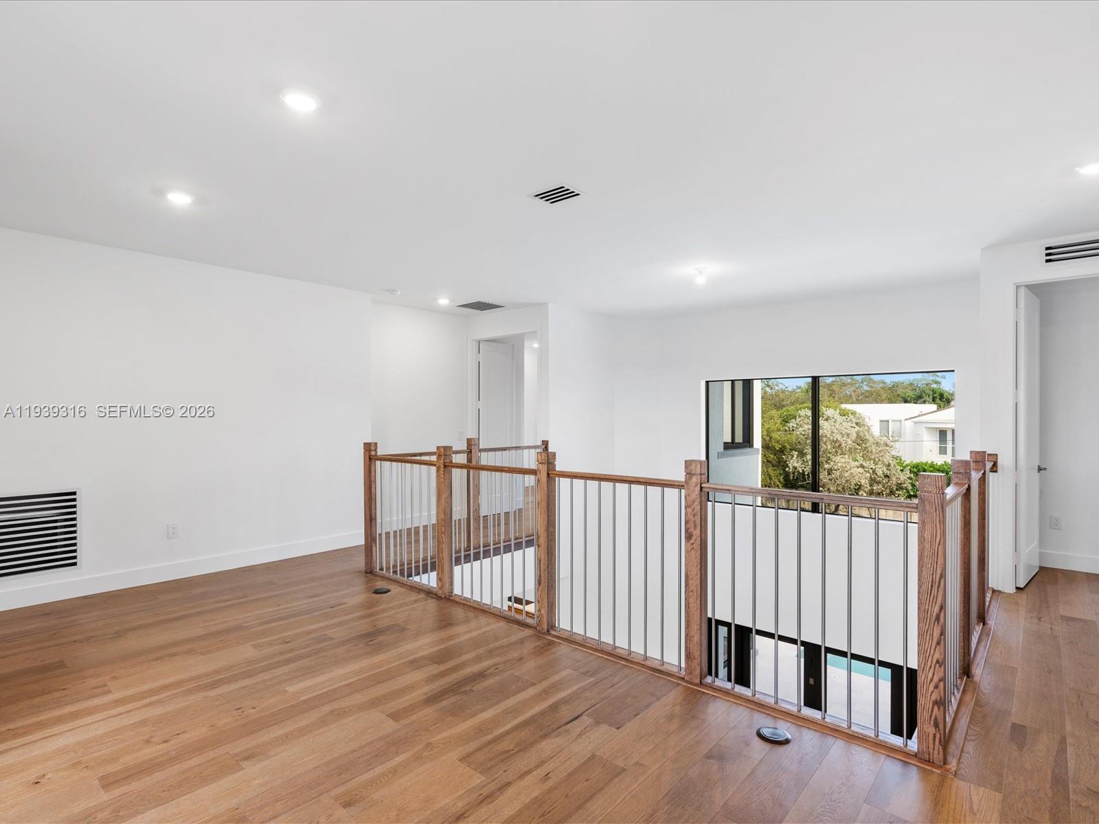 PRESIDENTIAL ESTATES SUB - Residential