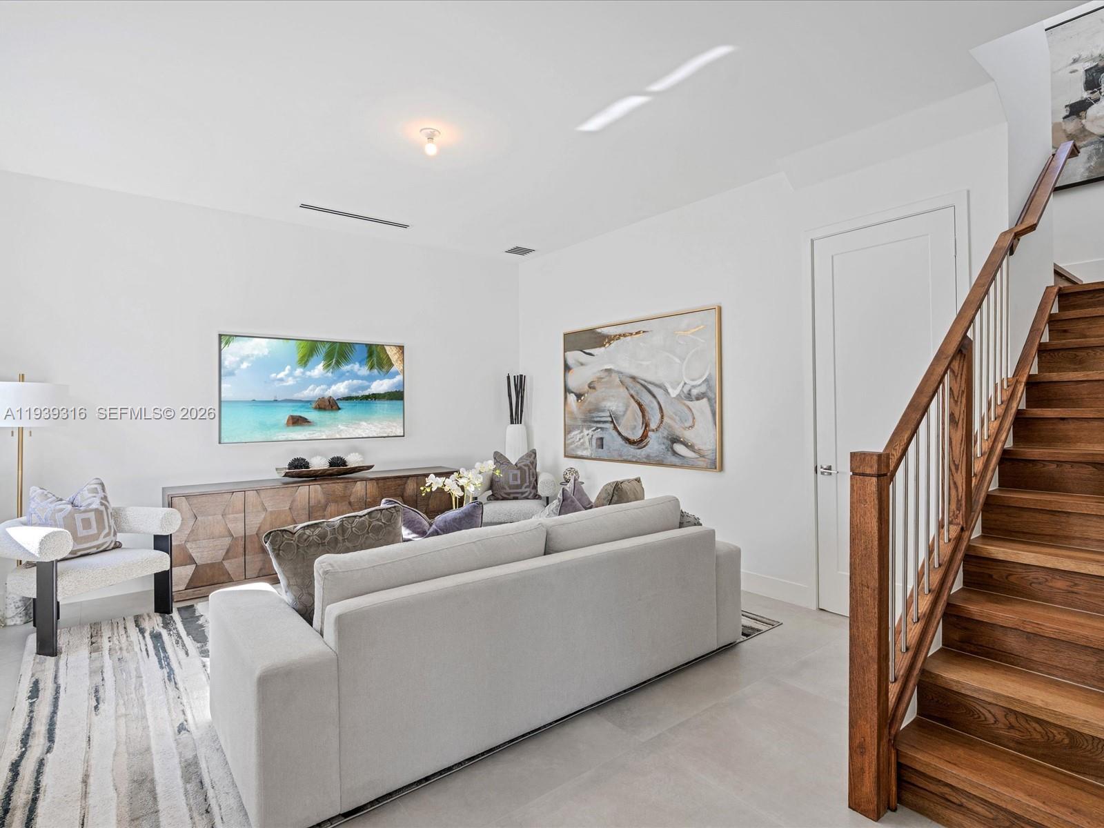 PRESIDENTIAL ESTATES SUB - Residential