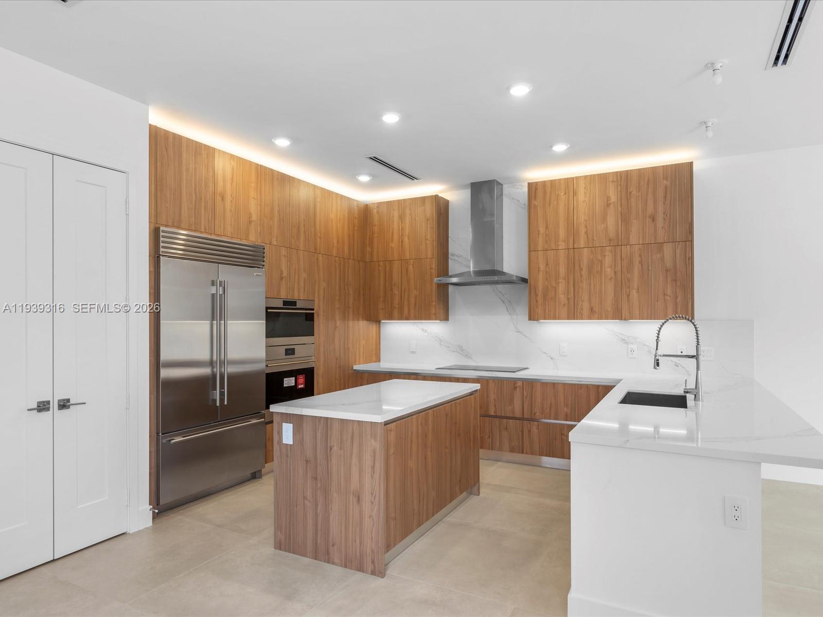 PRESIDENTIAL ESTATES SUB - Residential