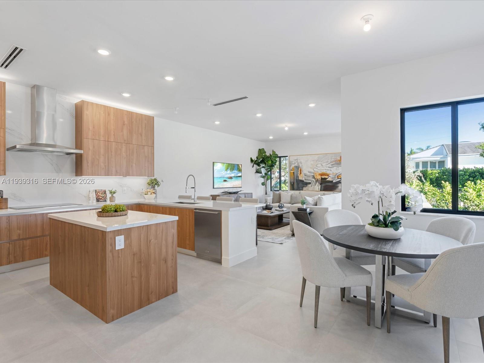 PRESIDENTIAL ESTATES SUB - Residential