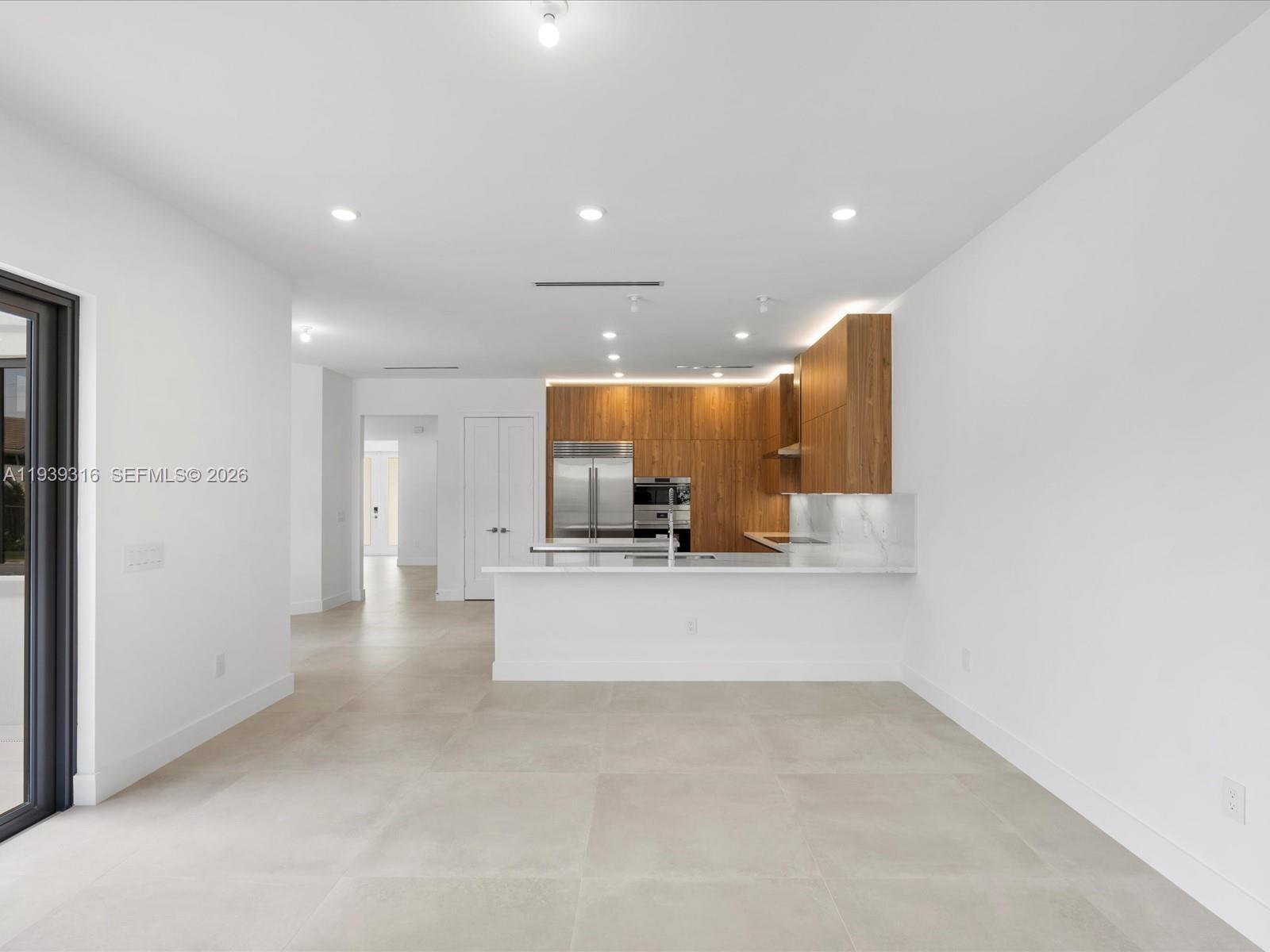 PRESIDENTIAL ESTATES SUB - Residential