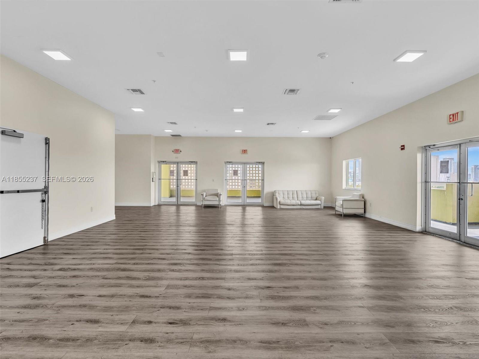 SEYBOLD POINTE CONDO - Residential