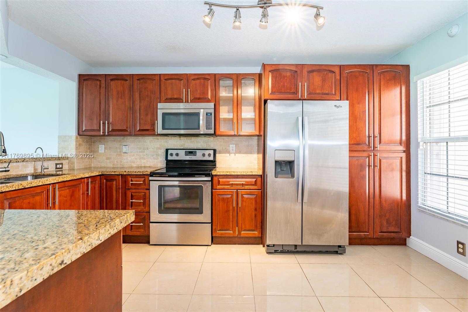 Rental Property at 8147 Southgate Blvd, North Lauderdale, Miami-Dade County, Florida - Bedrooms: 3 
Bathrooms: 3  - $3,000 MO.