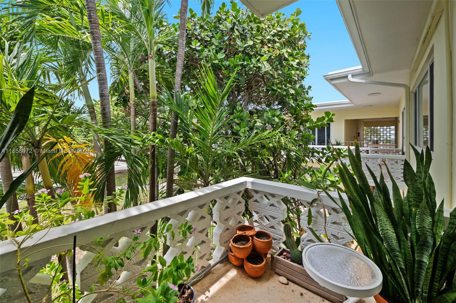 HARBOUR POINT CONDO - Residential